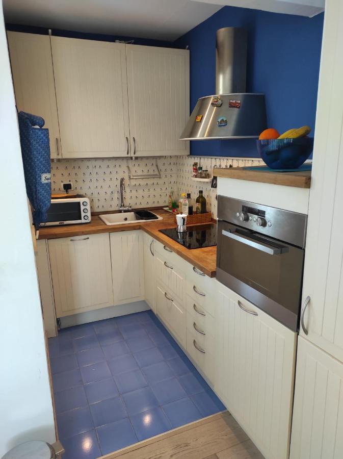 Grazioso Appartamento Vicino Al Mare San Cataldo  Buitenkant foto