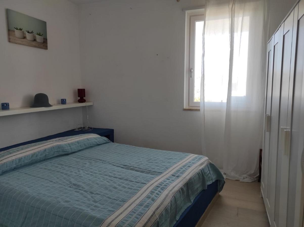 Grazioso Appartamento Vicino Al Mare San Cataldo  Buitenkant foto